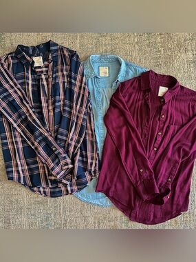 (3) SO "Favorite Shirt" Long Sleeve Button Down Shirt Bundle
